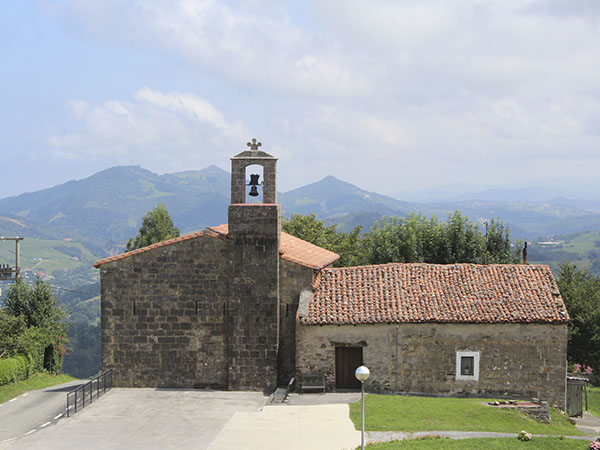 Ermita de San Pedro en Barrio de Elkano Aia